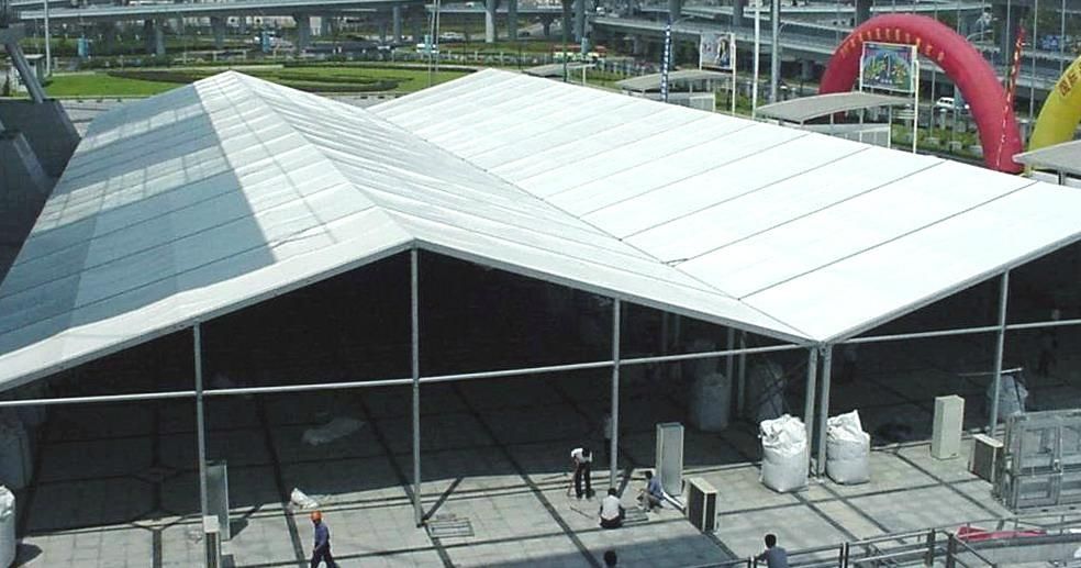 鋁合金篷房和鋼鐵篷房的區(qū)別是什么？